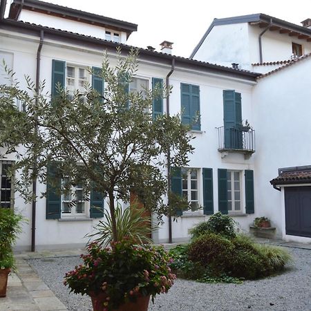 Villa Maghetti - Modernized Flat In Historic Palazzo In The Center Of לואינו מראה חיצוני תמונה