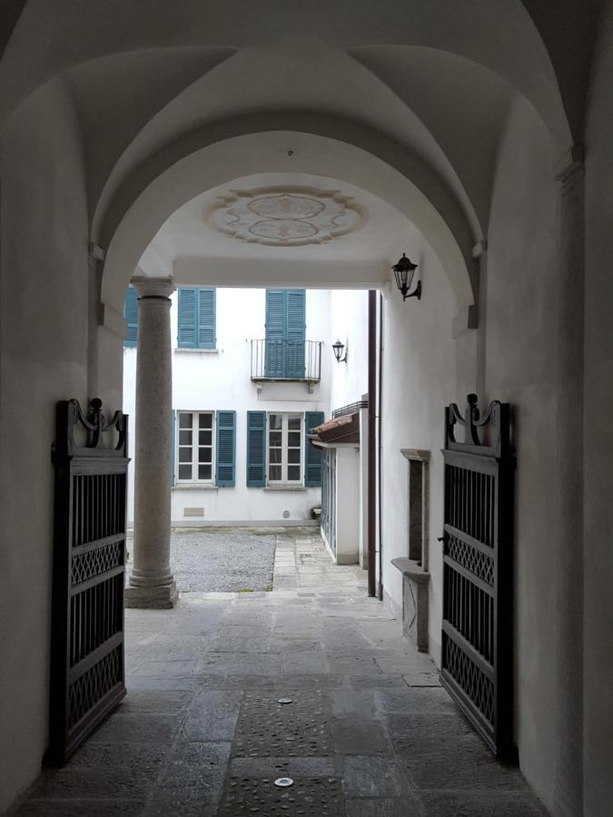 Villa Maghetti - Modernized Flat In Historic Palazzo In The Center Of לואינו מראה חיצוני תמונה